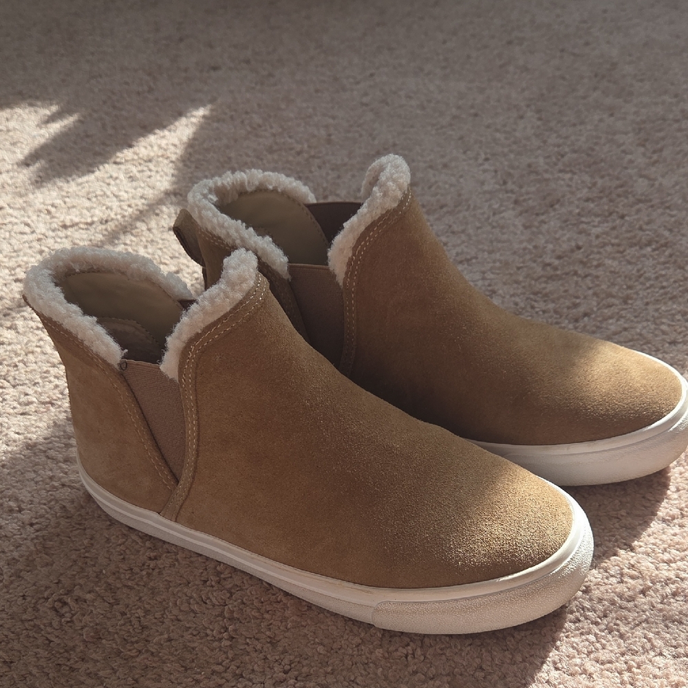 *LAST CALL* Lucky Brand Tan Suede- Sherpa Lined Bootie